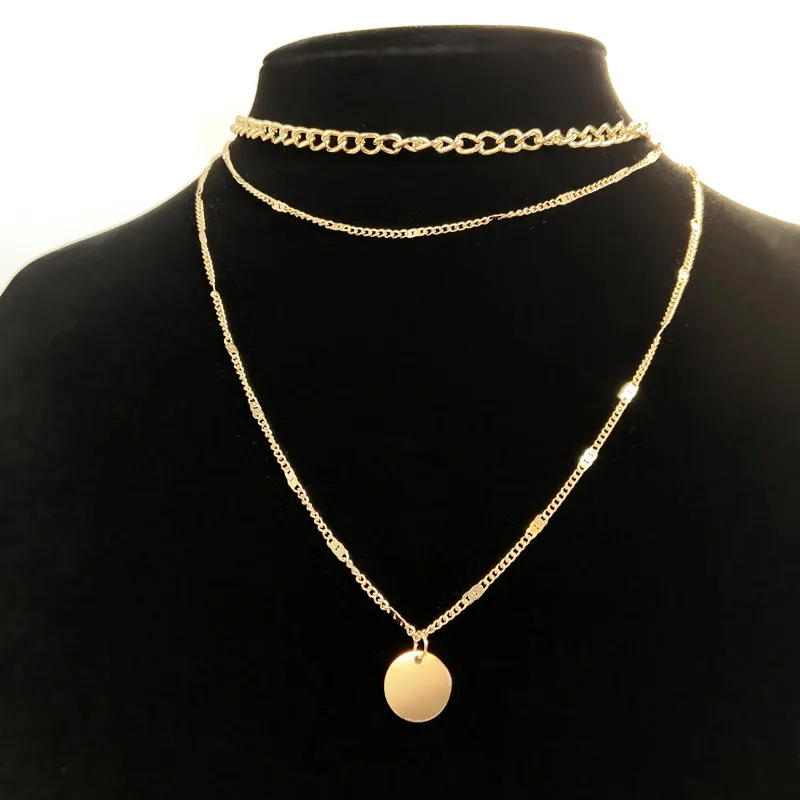 

2021 New Trendy Alloy Multilayer Round Pendant Necklace