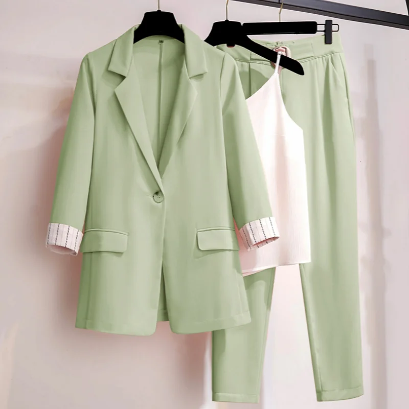 

Blazer & Suits