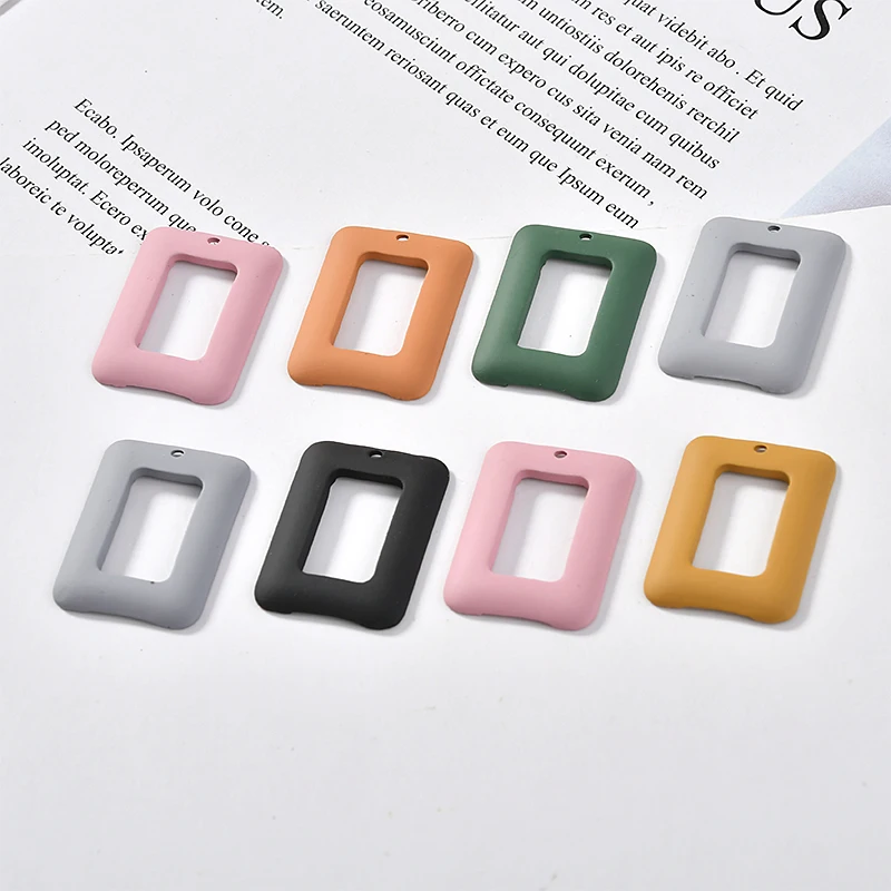 Простые геометрические прямоугольные подвески из сплава с резиновой краской