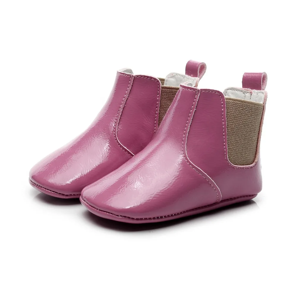 Дропшиппинг для маленьких девочек высокие сапоги upper Boots 6 цветов для новорожденных из искусственной кожи глянцевая с пуховной внутренной частью для малышей; мягкая обувь; зимняя обувь с нескользящей подошвой; ботинки