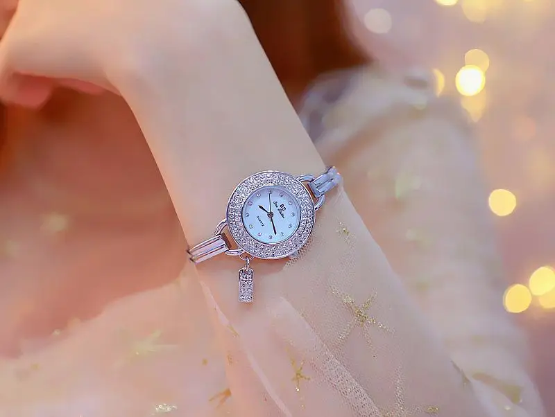Часы наручные женские кварцевые серебристые брендовые Роскошные повседневные