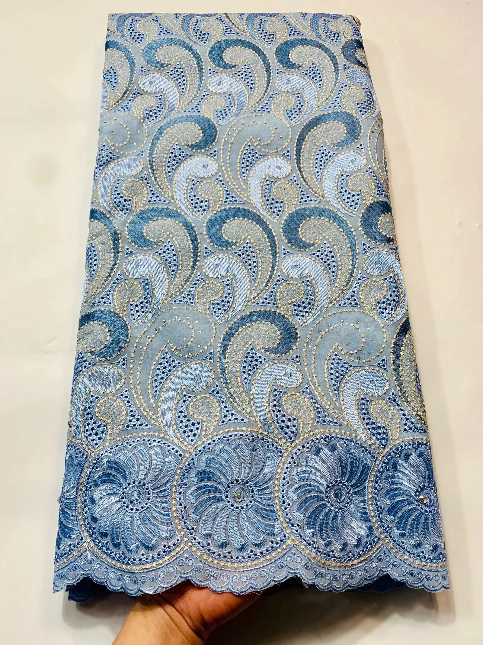 

5Yards Beautiful African Lace Fabric 2021 High Quality Embroidery 100% Cotton Swiss Lace Fabric in Switzerland for Dress