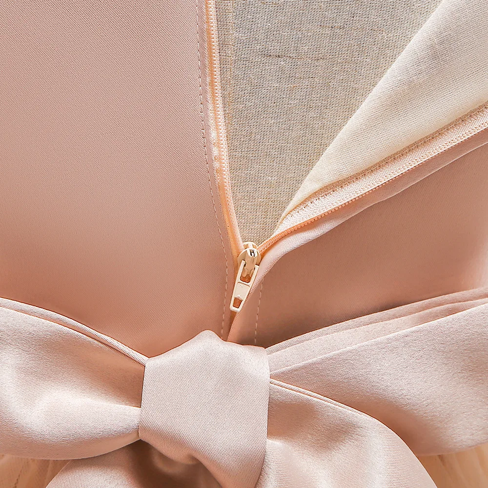 Детское платье для девочки бальное с вырезом лодочкой и бусинами прозрачное