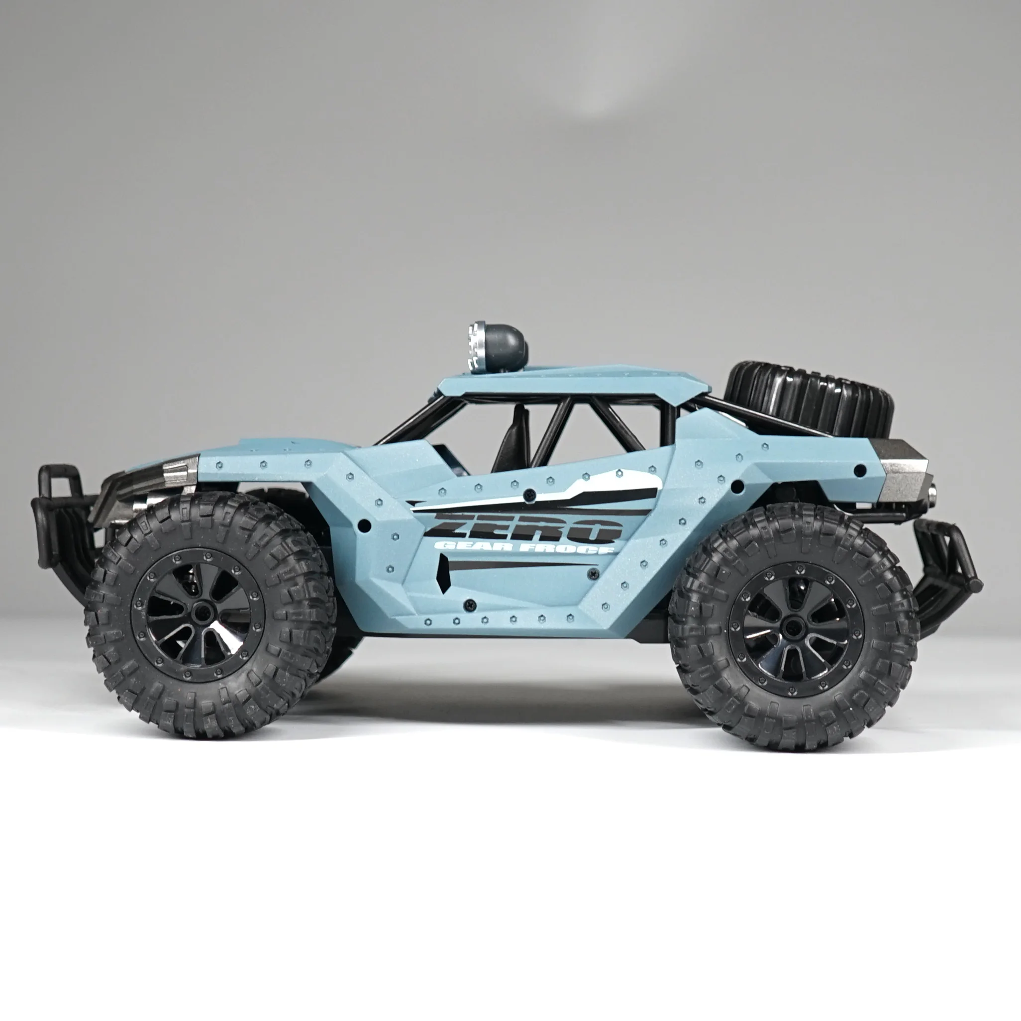 Радиоуправляемый автомобиль альпинистский двойной привод двигателей Bigfoot