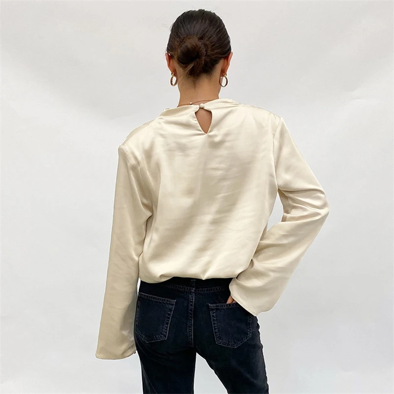 

YOSICIL Casual long flare sleeve blouse women Spring highstreet loose keyhole back shirts Button collar femal tops streetwear