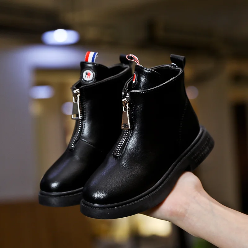 Новые осенние и зимние детские ботинки модные martin с мягкой подошвой