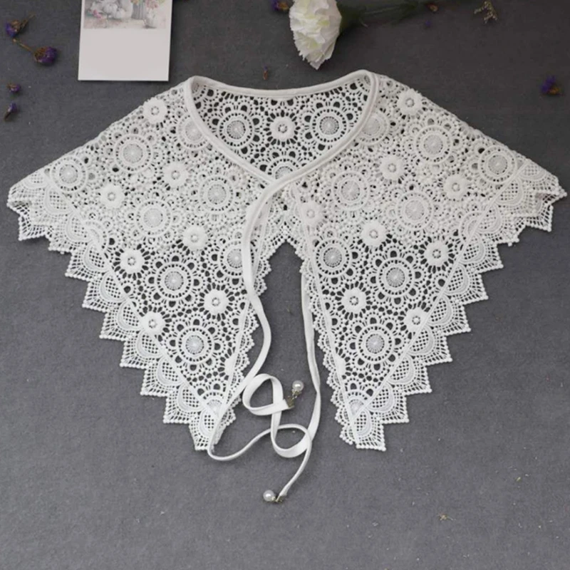 

Women Lace Fake Collar Shawl Embroidery Floral Necklace Triangle Lapel Blouse XX9D