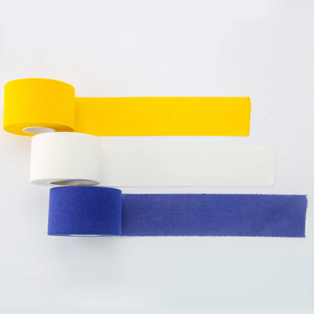 Рулон спортивной ленты без липких следов и легко рвется для спортивных