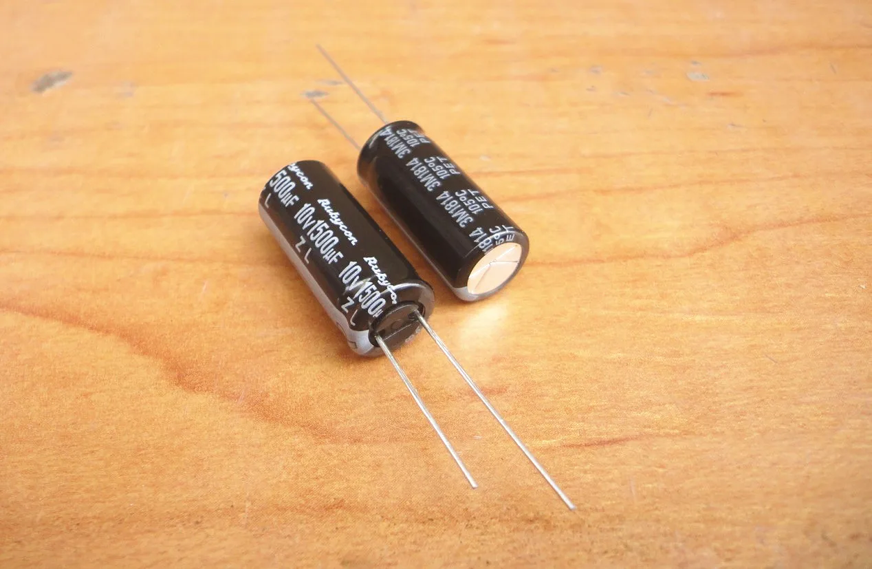 30pcs/lot original Rubycon ZL series high frequency aluminum electrolytic capacitors free shipping