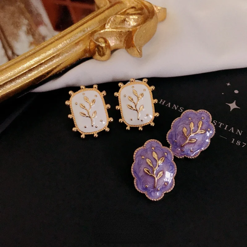 

Bohemian Women Earrings Plant Flower Stud Earrings Gentle Purple White Retro Party Wedding Bride Accessories