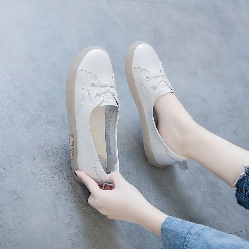 

Spring new 2021 large size beef tendon soft sole women's shoes leather white shoes flat sole shoes women non-slip shoes