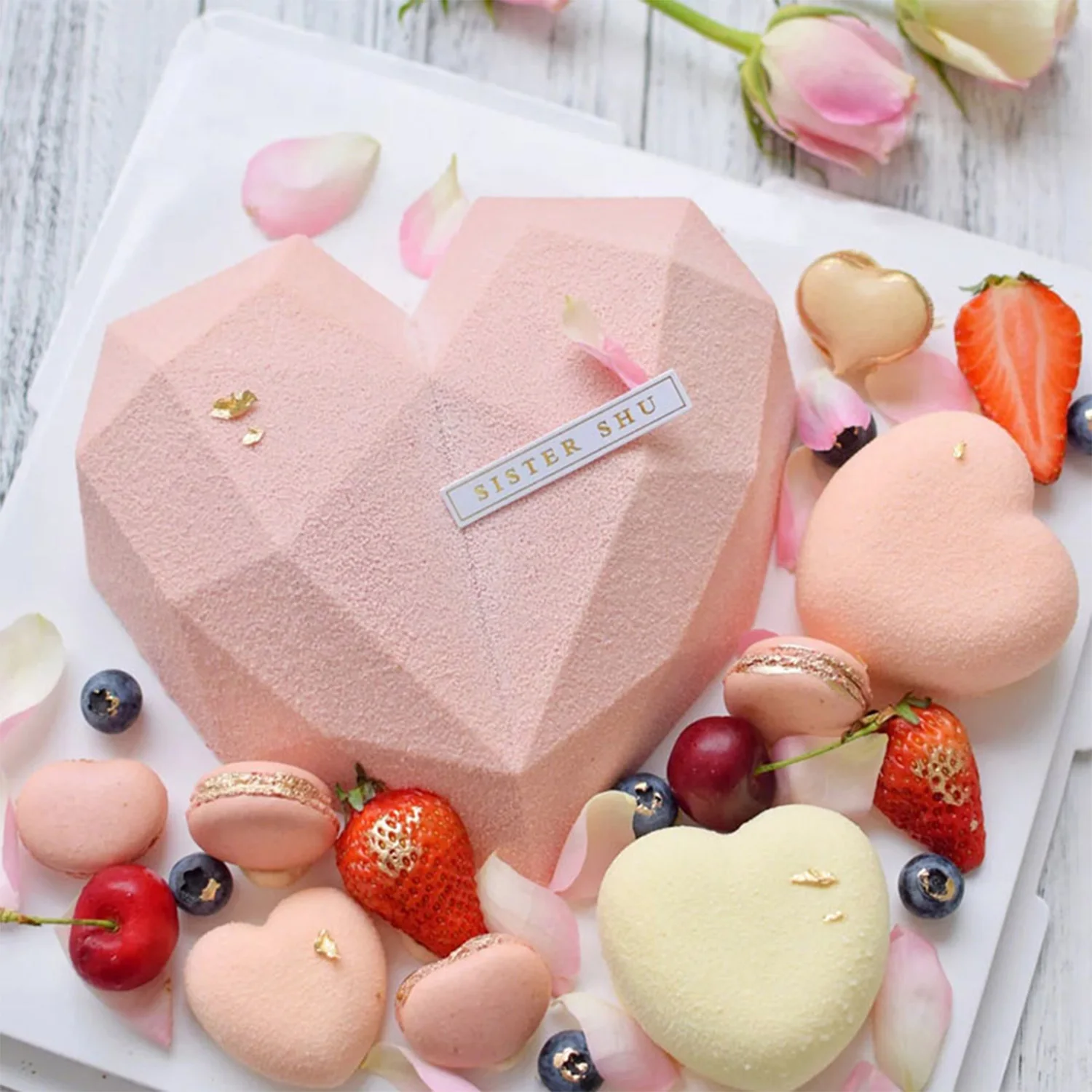 

Diamond Breakable Heart Silicone Mold for Chocolate Silicone Cupcake Mold Oven Safe Chocolate Mousse Dessert Baking Pan