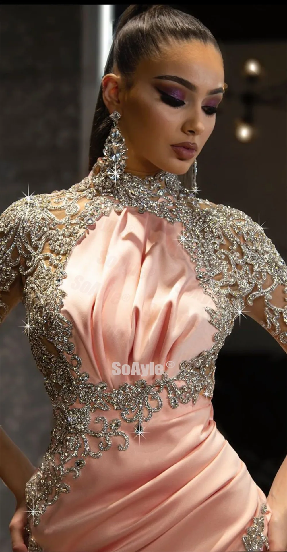 

Dubai Arabic Luxurious Crystal Evening Dress Long Track Beaded Mermaid Evening Dress 2020 Sexy Split Evening Party Dress