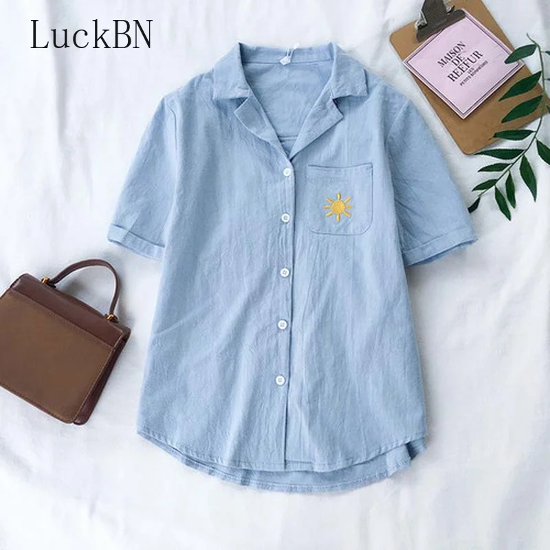 Блузка женская хлопковая в ретро стиле приталенная рубашка с вышивкой и принтом