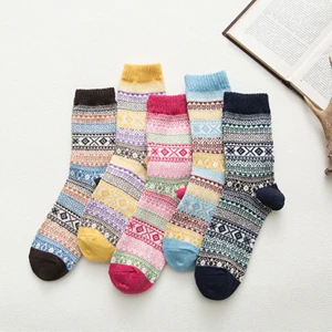 5 Pairs Random Color NEST 5 пар/партия, зимние толстые носки в национальном стиле, женские хлопковые модные теплые носки, качественные тканевые женские носки - Цвет: 5 Pairs Random Color