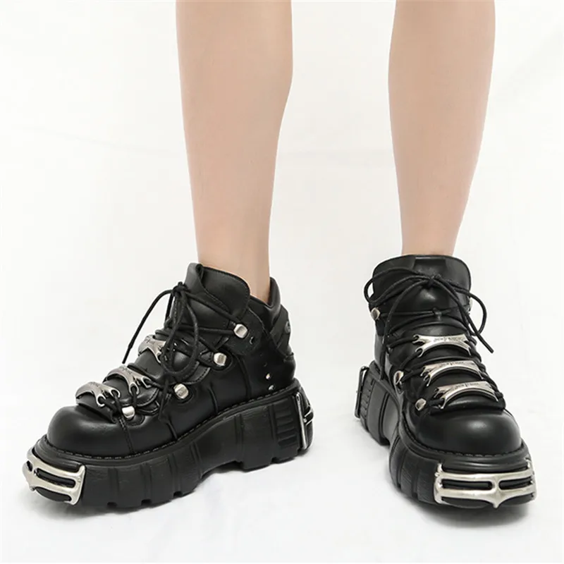Punk Style Women Sneakers Lace-up 6CM Platform Shoes Woman Creepers Female Casual Flats Metal Decor Motorcycle Shoes Fashion