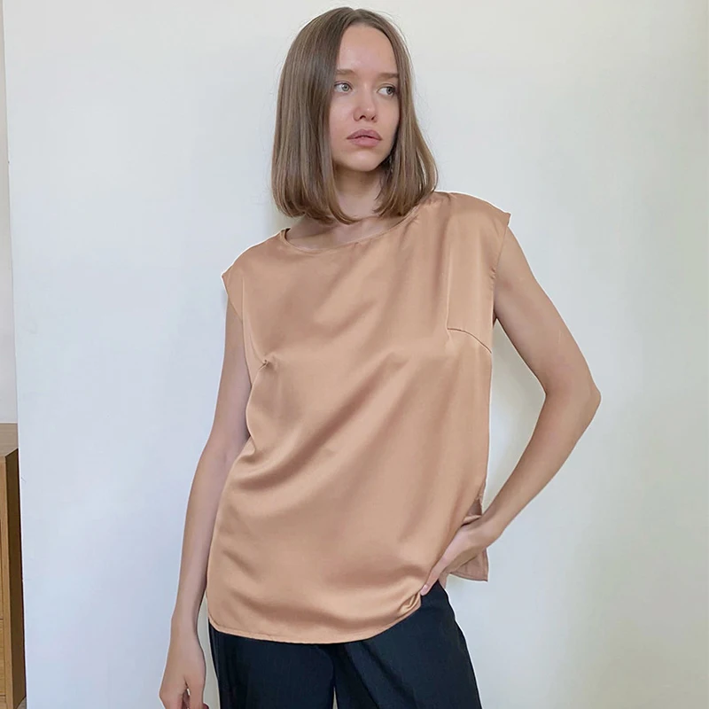 

2022 Summer New Glossy Satin Silk Women T-Shirt Casual Short Sleeve Elegant Ladies Tops Fashion Woman Brown Casual Loose Shirt