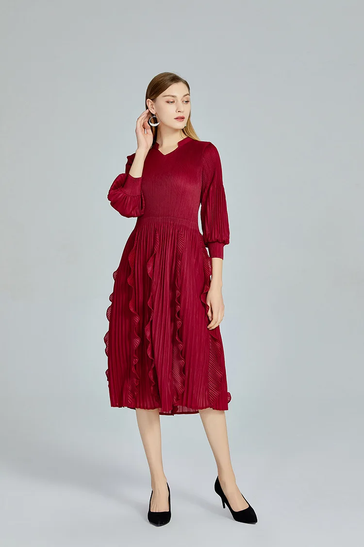 HOT SELLING Fashion Pure color fold miyake dress with v-neck Lantern  sleeve Ruffle dress   IN STOCK