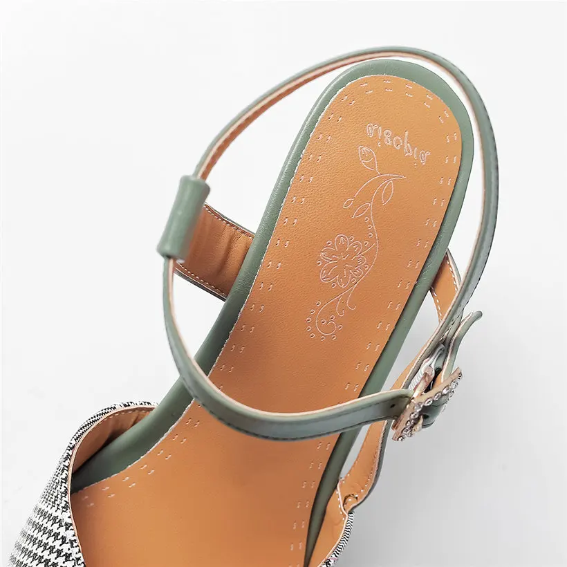 Элегантные женские сандалии на не сужающихся книзу высоких каблуках-Столбиках с