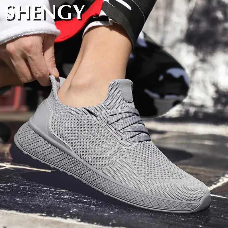 Мужские кроссовки мужская легкая обувь модель 2020 года весна-осень черная Удобная