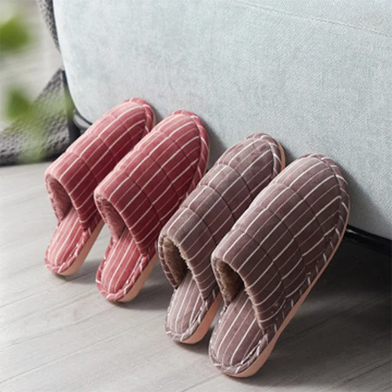 Женские зимние домашние тапочки нескользящие мягкие теплые Домашние для