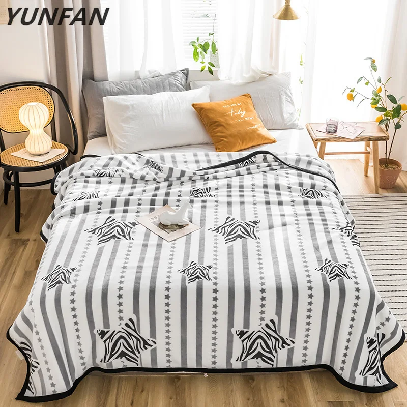 

White black blankets stripe quilts twin full queen king adult blankets soft Throw Flannel blanket on Bed/car/sofa star rugs