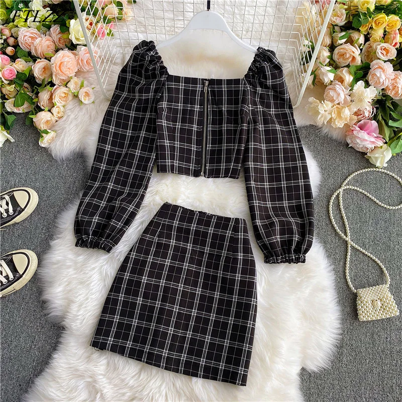 

FTLZZ Summer New Arrival Women Vintage Plaid Square Collar Puff Sleeve Top Straight High Waist Slim Short Skirt Two Piece Set
