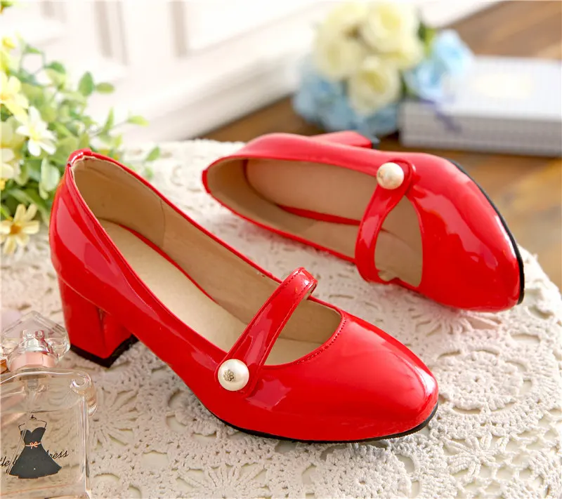 

Women's Shoes