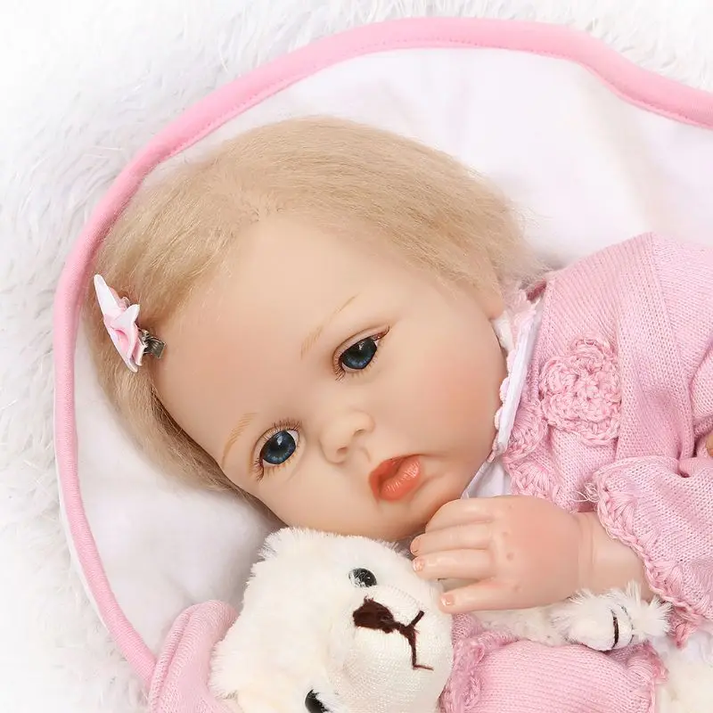 

Lifelike Doll 55cm Pink Girl Toys Baby Reborn Bear Safe Gifts Kids Children Products Clothes Cartoon Dress Socks Blanket Outfits