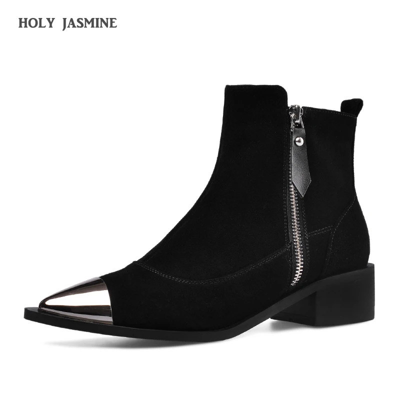 

Модная обувь; коллекция 2019 года; женская обувь; женские ботильоны из коровьей замши с острым носком на квадратном каблуке; ботинки на платфо...