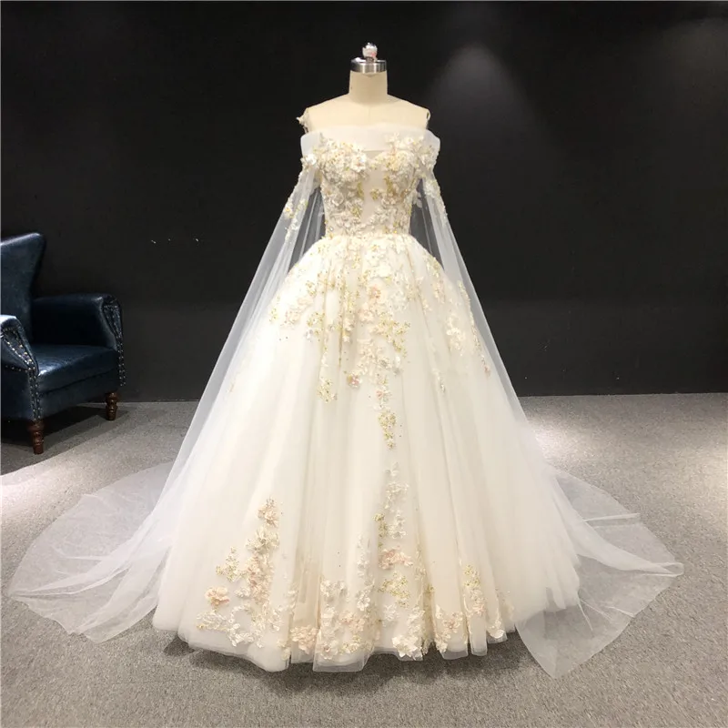 

High Quality Real Picures Ivory Boat Neck Lace Flowers Short Sleeves Ball Gown Lace Up Floor Length Sweep Train Wedding Dresses