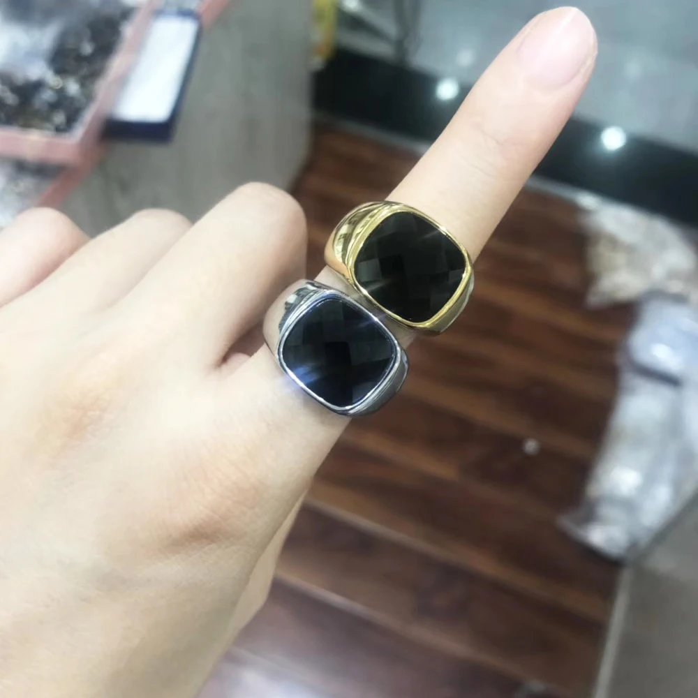 2020 Wedding Dignified Black Stone Stainless Steel Gold Square Ring for Men Women Pinky Rings Male Wealth Rich Status Jewelry