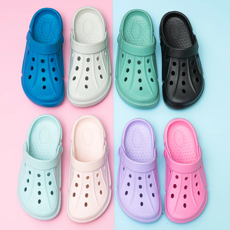 Сандалии Пляжная обувь для мужчин и женщин Пара пористых туфель Baotou Летние