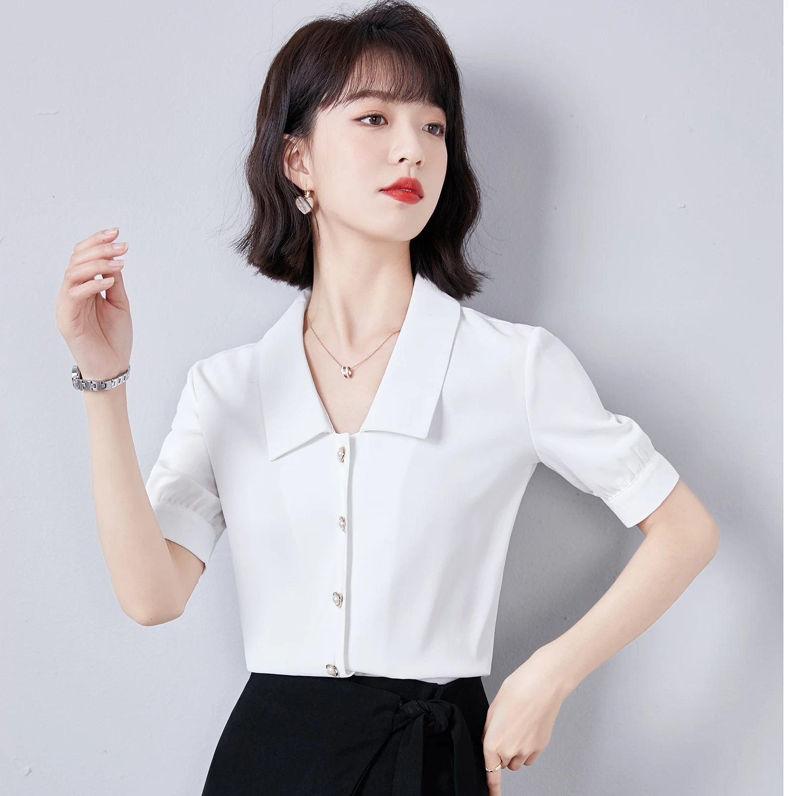 

Summer Korean Women Shirts Woman Satin Office Lady Shirt Women Short Sleeve Blouses Tops Black Button Up Plaid Shirt