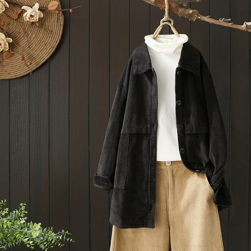 Ветровка женская средней и длинной осенней длины до колена с длинным рукавом