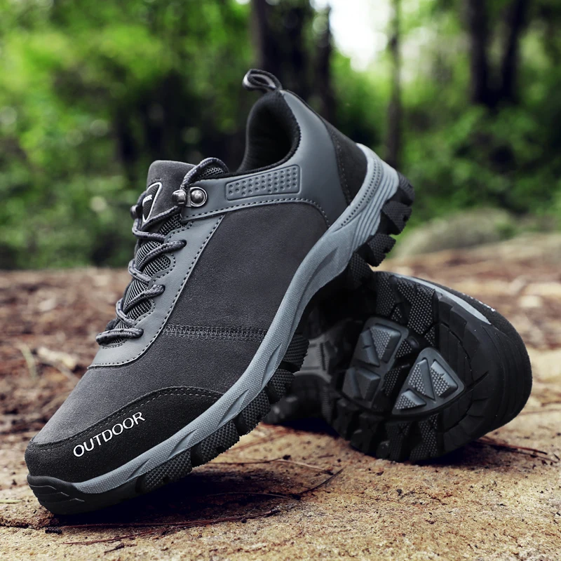 

Factory direct sales of autumn men's shoes outdoor hiking shoes non-slip wear men's casual sports shoes 48 49 large size shoes