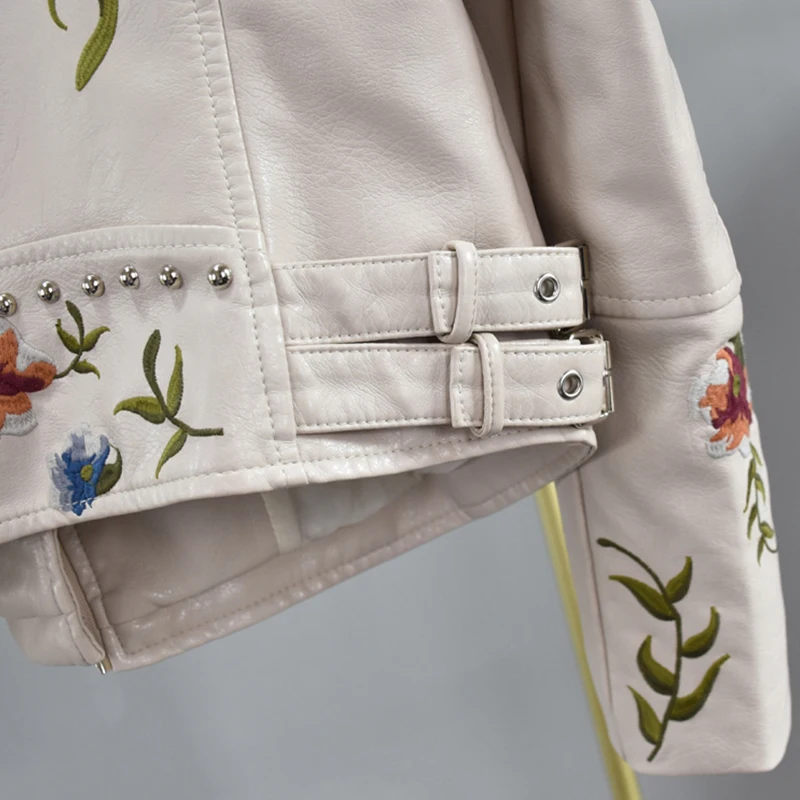 

Spring Women Leather Jackets Embroidery Slim Pu Jacket Autumn Motorcycle White Jacket Faux Short Leather Coats Outerwear Coat