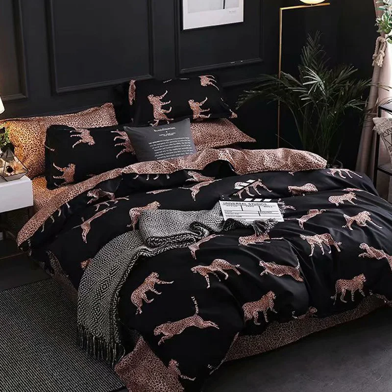 Классические двухсторонние подкладки для кровати Комплект постельного белья в