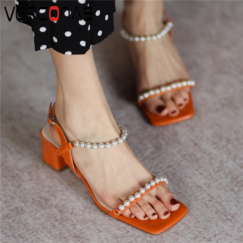

Женские босоножки на высоком каблуке VERCONAS, черные повседневные босоножки на высоком каблуке с жемчужинами, обувь для вечерние на лето 2019