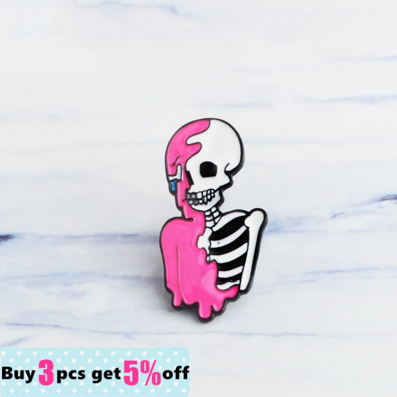 Брошь в виде розового скелета Значки для рюкзака жесткая эмалированная заколка