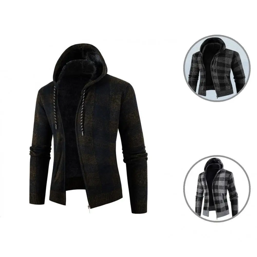 

Мужской трикотажный кардиган на молнии с воротником-стойкой