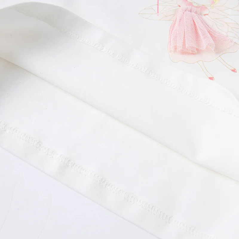 

DBJ16675-2 dave bella spring baby girls cute cartoon print T-shirt children tops girl kids fashion tees