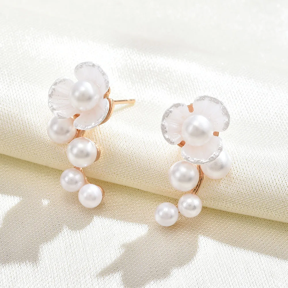 

New Fashion Pearls Flower Pendient Leaf Feather Flowers Stud Earring costume Jewelry for Women Wedding gift boucle oreille femme