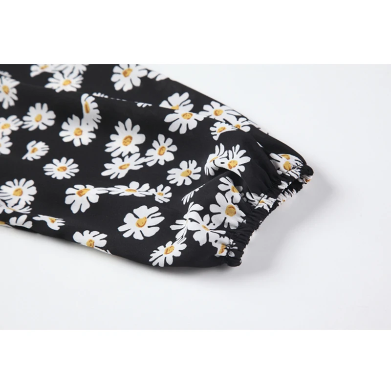 

Daisy Print Puff Long Sleeve Blouse Tops Retro Women Slash Neck Spring Summer 2021 Sexy Elegant Shirt Female Holiday Chic Lady