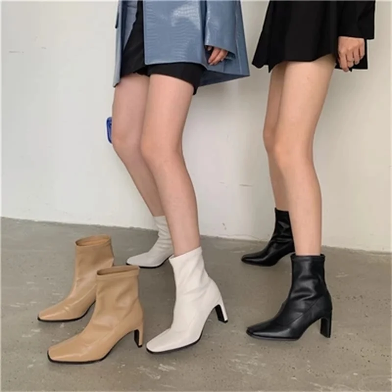 

Martin boots female white square head thick heel set foot 2021 spring new British style fashion wild thin short boots