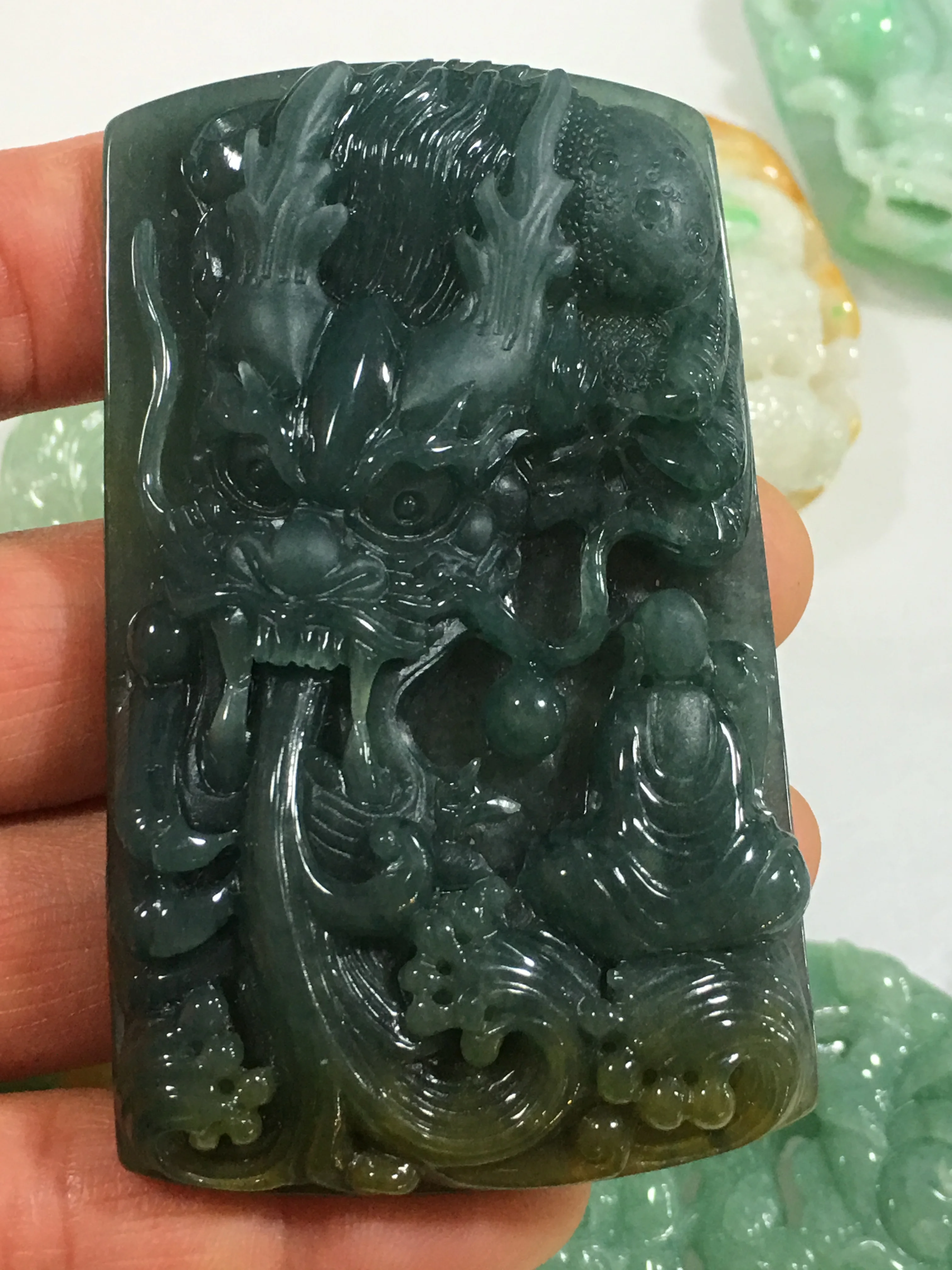 

Natural 7A Myanmar jade double Hand-Carved jade dragon emperor green jade pendant jade necklace men pendants jade jewelry