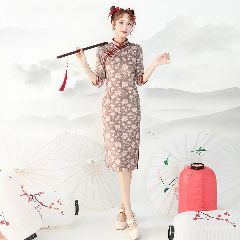 

Женская обувь с цветочным принтом из изысканного кружева Qipao; Элегантные весенние туфли с ремешками Новинка средней Длина Ципао в винтажном...