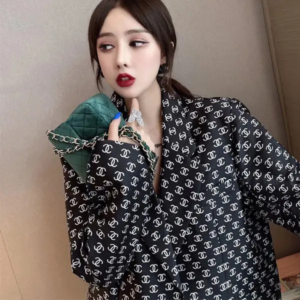 

2020 autumn new style foreign style shirt women's European fashion fashion careful machine temperament top long sleeve suit