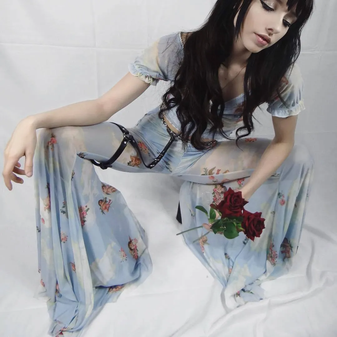 Футболка с треугольным вырезом прозрачные сетчатые брюки принтом Angel комплект из