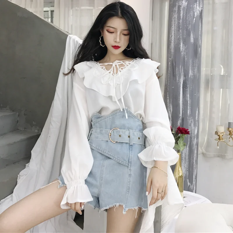 

Spring Korea Women's Clothing Black White Blouses Oversize Ruffles Woman Shirts Loose Flare Sleeve Tops Blusas Mujer De Moda New